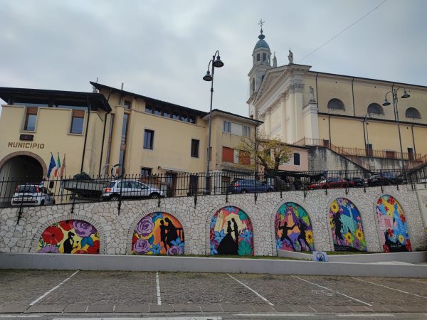 Luigi Da Porto, Giulietta e Romeo in sei murales: quattro giovani artisti cambiano il volto di Piazza Malenza