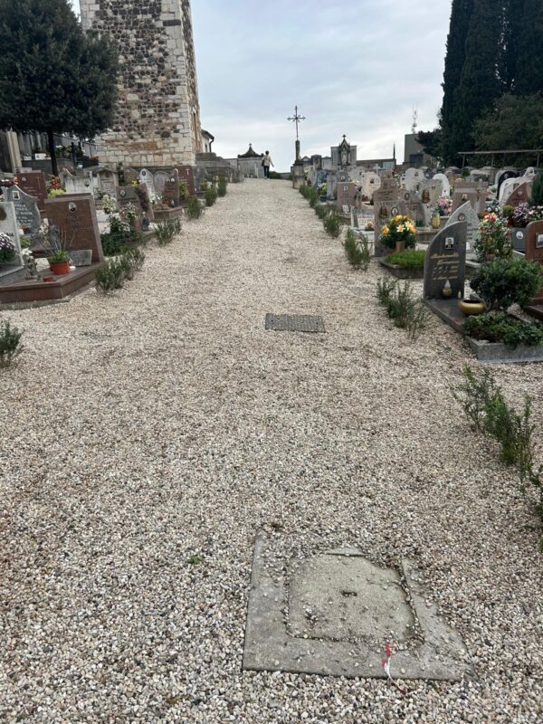 Cimitero più curato grazie ai lavori di riqualificazione￼